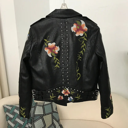 2024 Frühlings-Bikerjacke PU-Lederjacken Damen bestickter Nietenmantel Moto &amp; Biker Streetwear Reißverschluss Mantel Kleidung